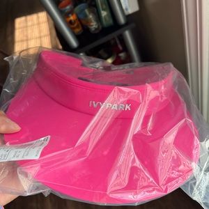 Ivy Park Paradise visor